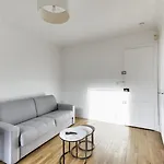 568 Dulong - Superbe Parisien Paříž