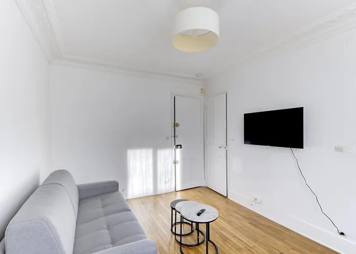 568 Dulong - Superbe Parisien