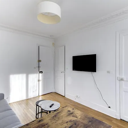 568 Dulong - Superbe Parisien * Paris