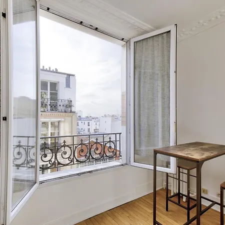 Apartment 568 Dulong - Superbe Parisien Paris