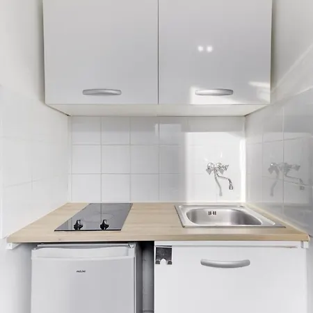 568 Dulong - Superbe Parisien Апартаменты